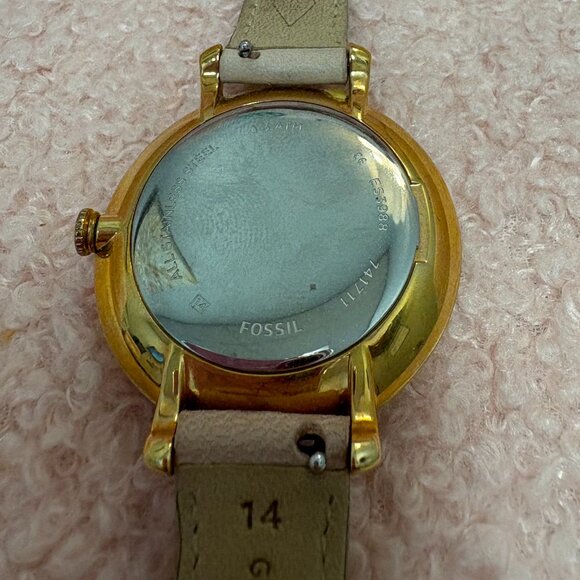 Fossil Brand Womens Stainlesss Steel‎ Beige Watch Gold Tone ES3988